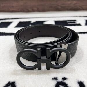 Salvatore Ferragamo Tonal Gancini Matte Black Buckle Reversible Cut to Size Belt